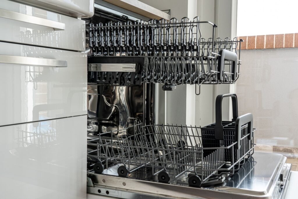 Top 5 Smart Dishwashers for Your New Home